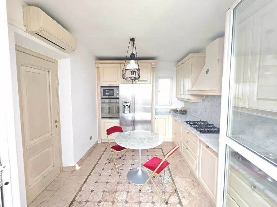 Immagine 9 di Appartamento in affitto  in piazzale Brescia 16 a Milano