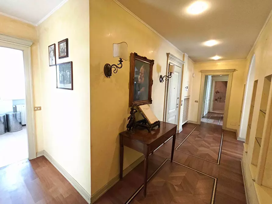 Immagine 33 di Appartamento in affitto  in piazzale Brescia 16 a Milano