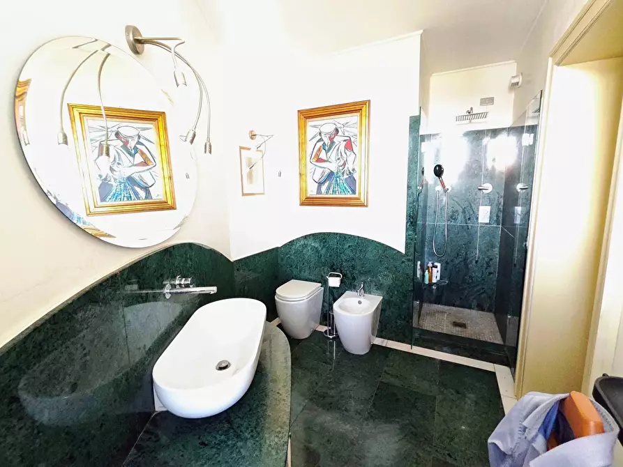 Immagine 40 di Appartamento in affitto  in piazzale Brescia 16 a Milano