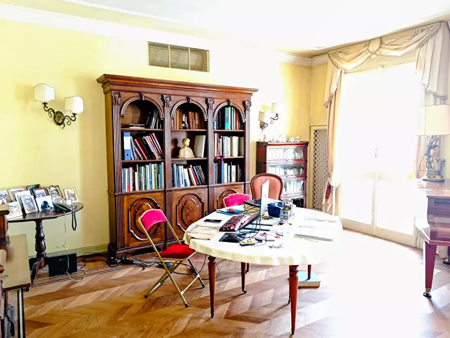 Immagine 57 di Appartamento in affitto  in piazzale Brescia 16 a Milano