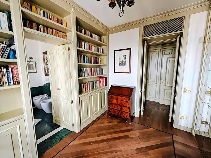 Immagine 61 di Appartamento in affitto  in piazzale Brescia 16 a Milano