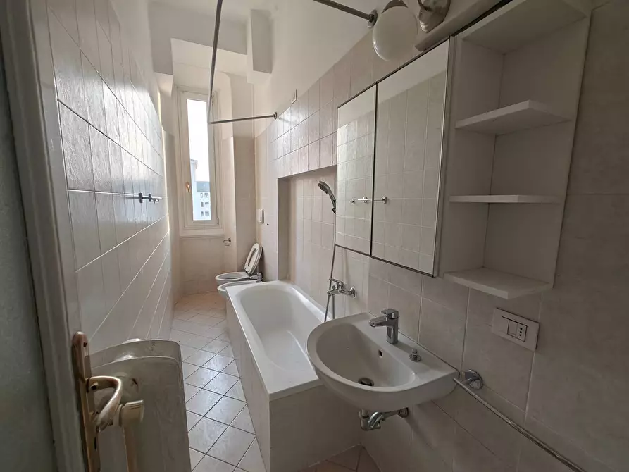 Immagine 26 di Appartamento in affitto  in Via Spartaco 8 a Milano