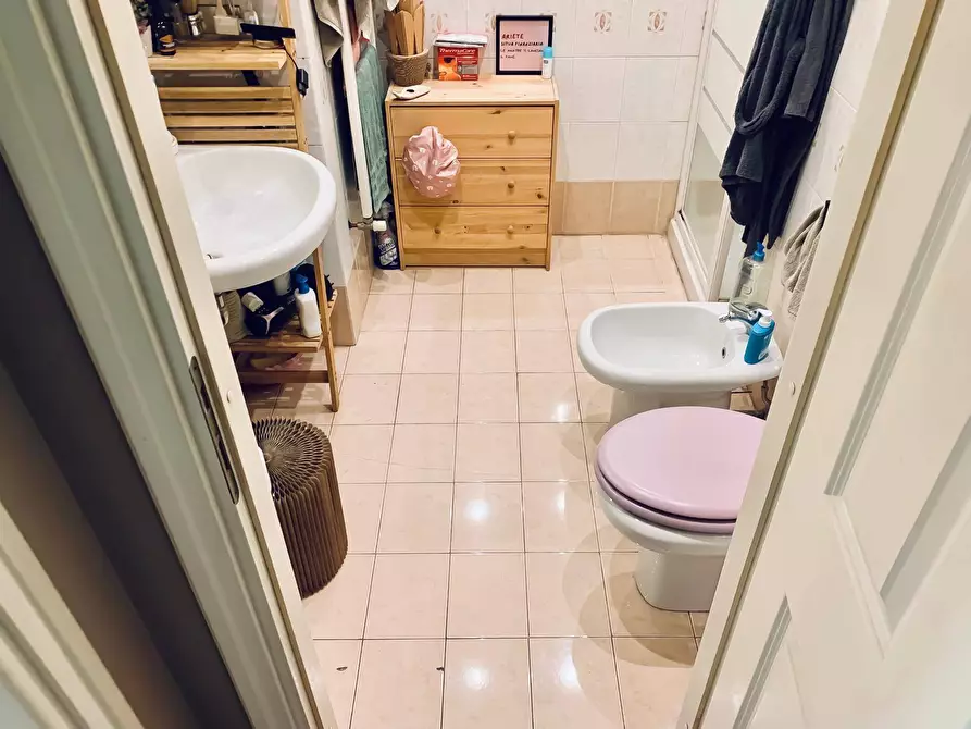 Immagine 25 di Appartamento in affitto  in Via Alserio 1 a Milano