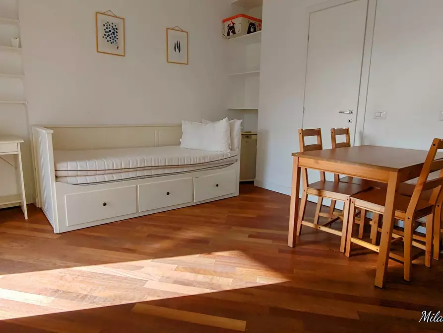 Immagine 6 di Appartamento in affitto  in Viale Coni Zugna 52 a Milano