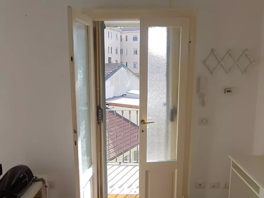Immagine 15 di Appartamento in affitto  in Viale Coni Zugna 52 a Milano