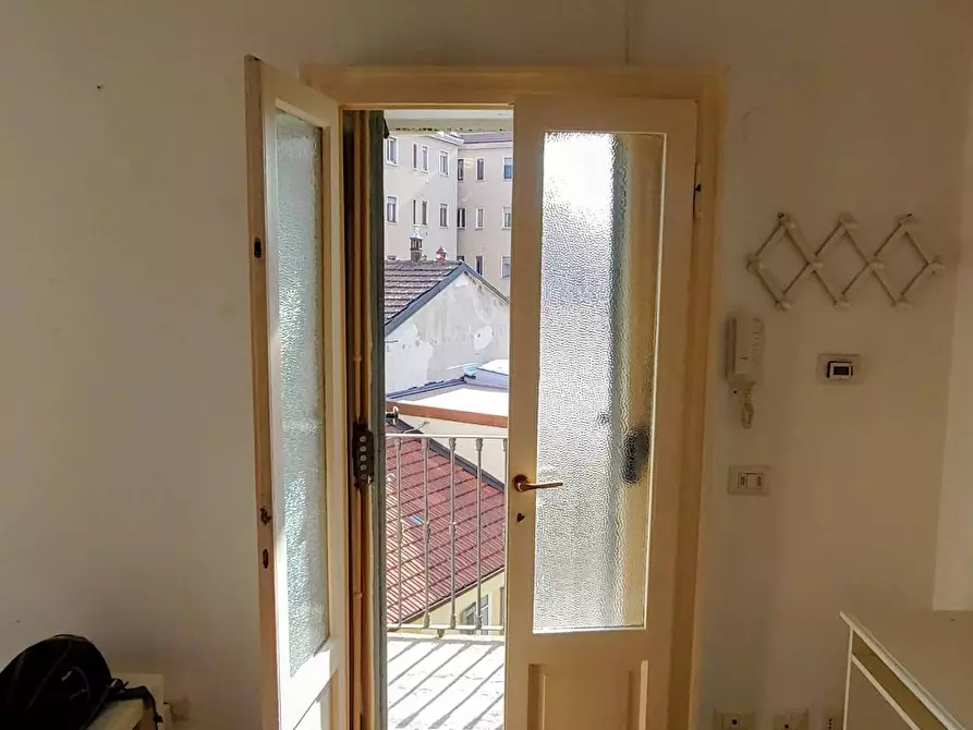 Immagine 16 di Appartamento in affitto  in Viale Coni Zugna 52 a Milano