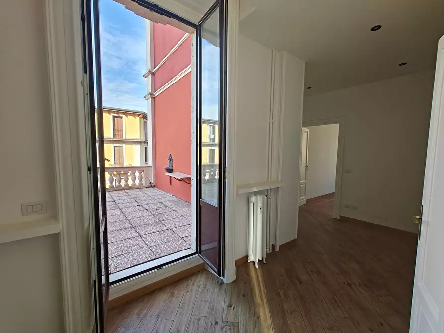 Immagine 2 di Appartamento in affitto  in Via Spartaco 38 a Milano
