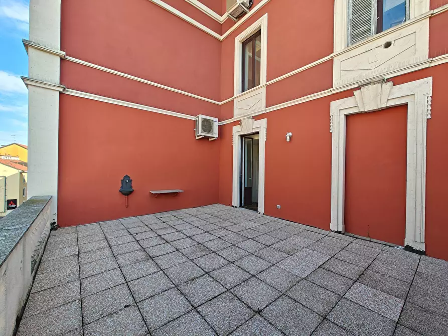 Immagine 5 di Appartamento in affitto  in Via Spartaco 38 a Milano