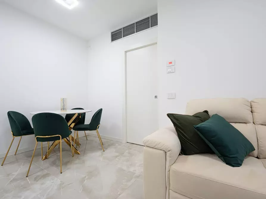 Immagine 9 di Appartamento in affitto  in Via Giampietro Lucini 4 a Milano