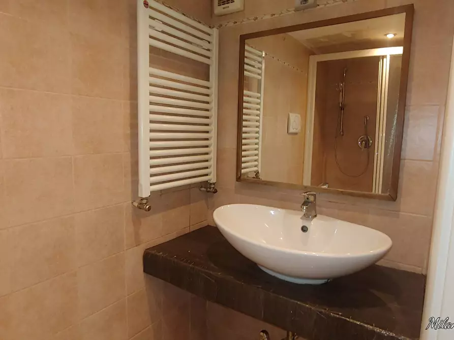 Immagine 8 di Appartamento in affitto  in Via Alserio 1 a Milano