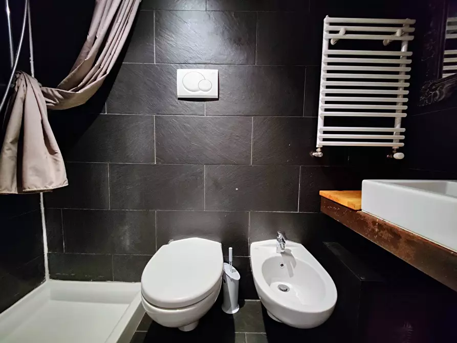 Immagine 17 di Appartamento in affitto  in Via Alserio 1 a Milano