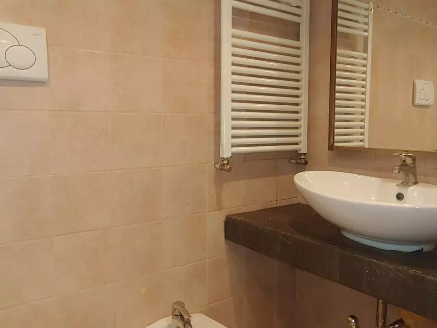 Immagine 9 di Appartamento in affitto  in Via Alserio 1 a Milano