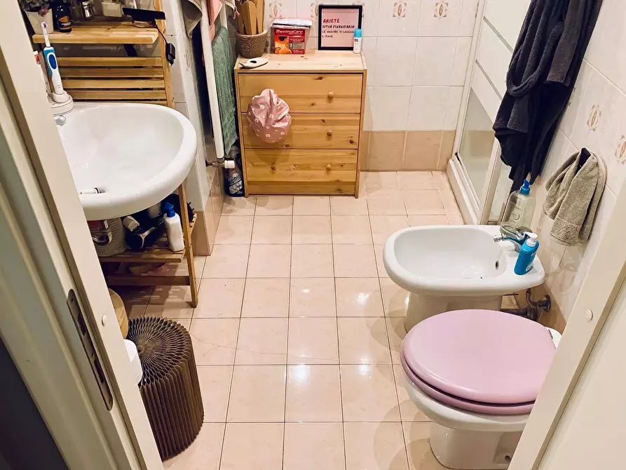 Immagine 17 di Appartamento in affitto  in Via Alserio 1 a Milano