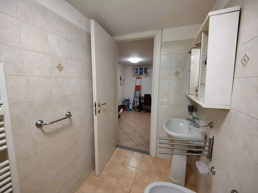 Immagine 13 di Appartamento in affitto  in Via Clusone 2 a Milano