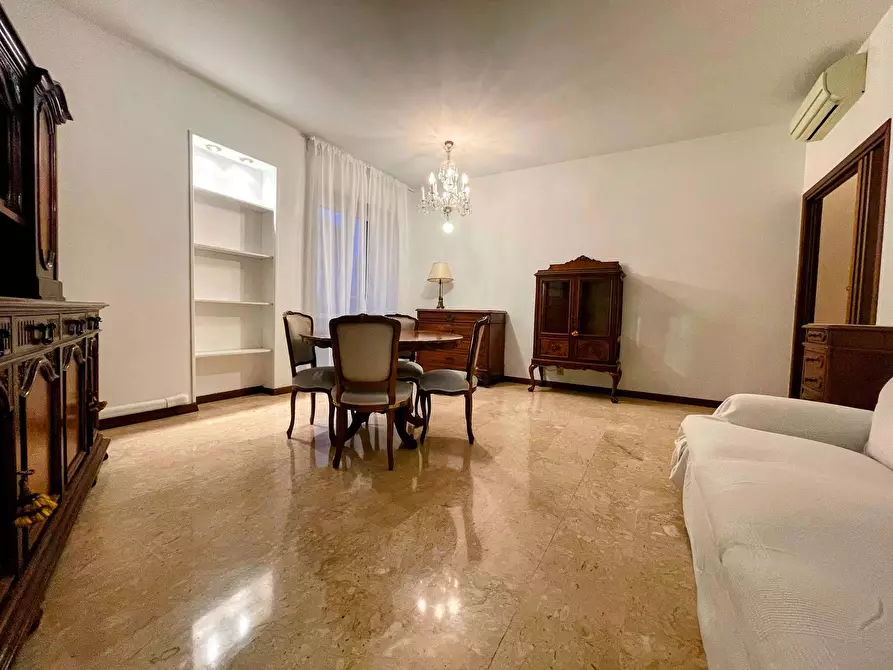 Immagine 31 di Appartamento in affitto  in Via Piero Martinetti 14 a Milano