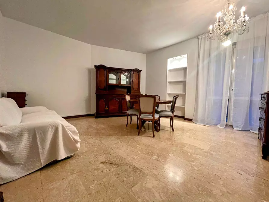 Immagine 32 di Appartamento in affitto  in Via Piero Martinetti 14 a Milano