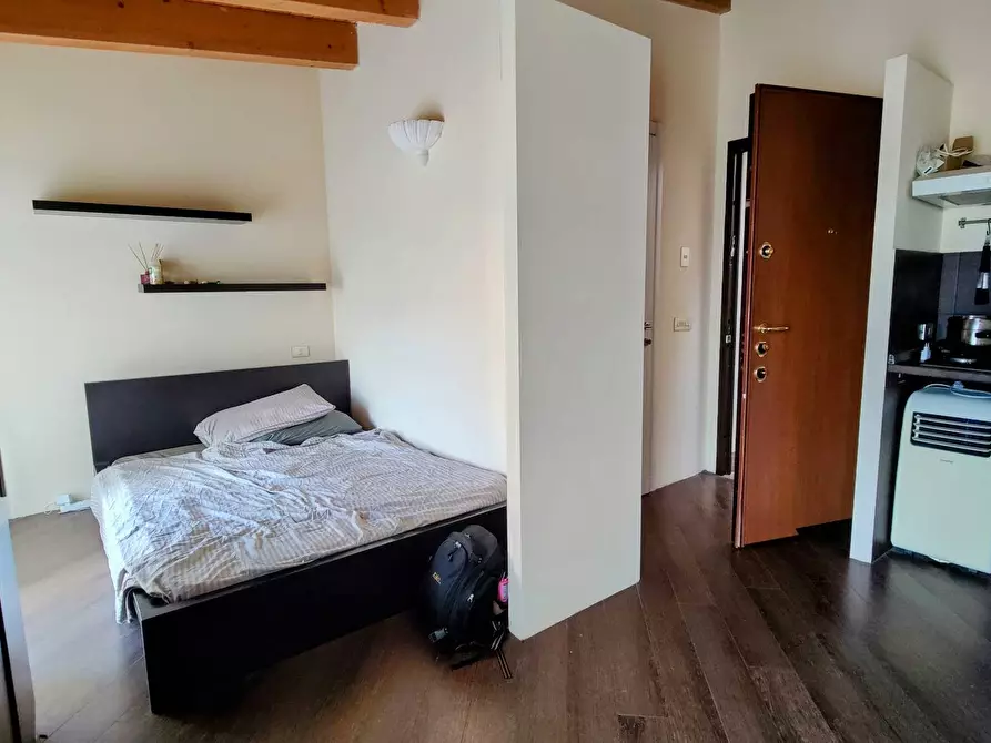 Immagine 10 di Appartamento in affitto  in via alserio 1 a Milano