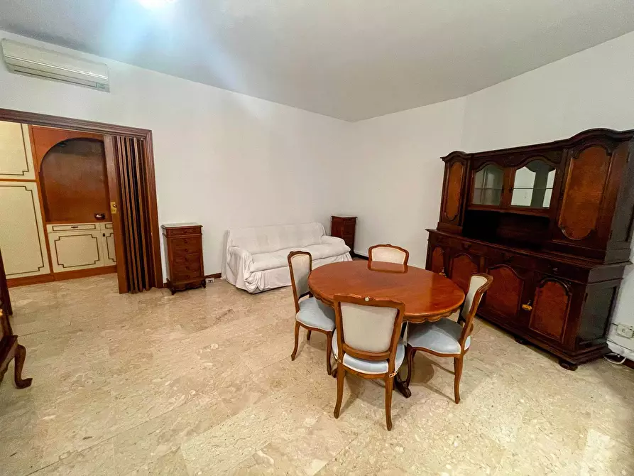 Immagine 33 di Appartamento in affitto  in Via Piero Martinetti 14 a Milano