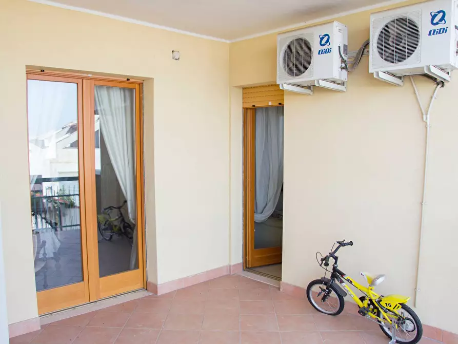 Immagine 10 di Appartamento in vendita  in Piazza Oristano a Canosa Di Puglia