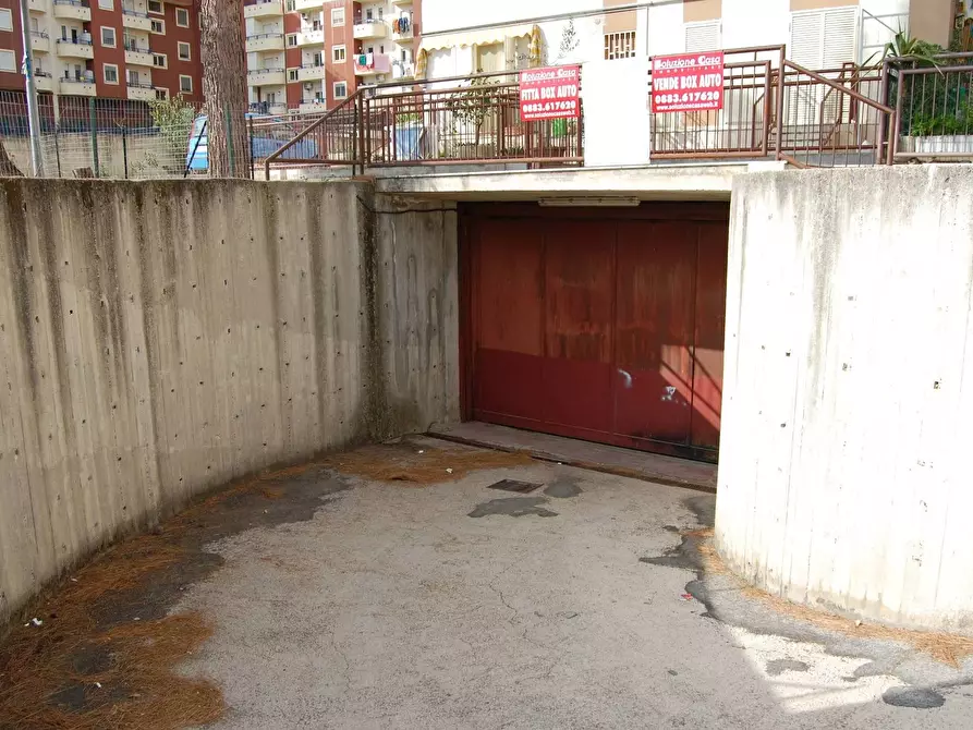 Immagine 1 di Box auto in vendita  in Via Giovanni Falcone 198 a Canosa Di Puglia