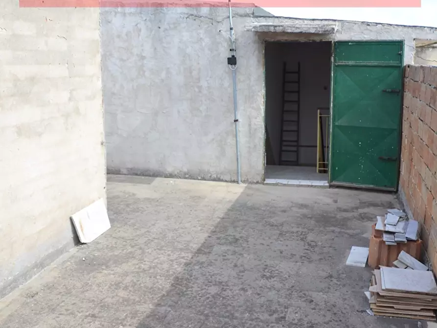 Immagine 16 di Casa semindipendente in vendita  in via Omero 54 a Canosa Di Puglia