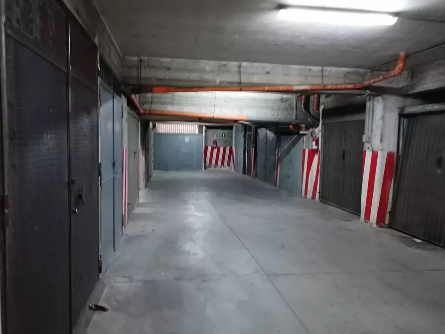 Immagine 4 di Box auto in vendita  in via Redipuglia a Canosa Di Puglia