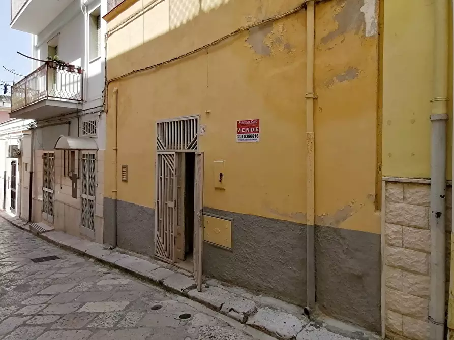 Immagine 2 di Casa indipendente in vendita  in via Terenzio Mamiani a Canosa Di Puglia