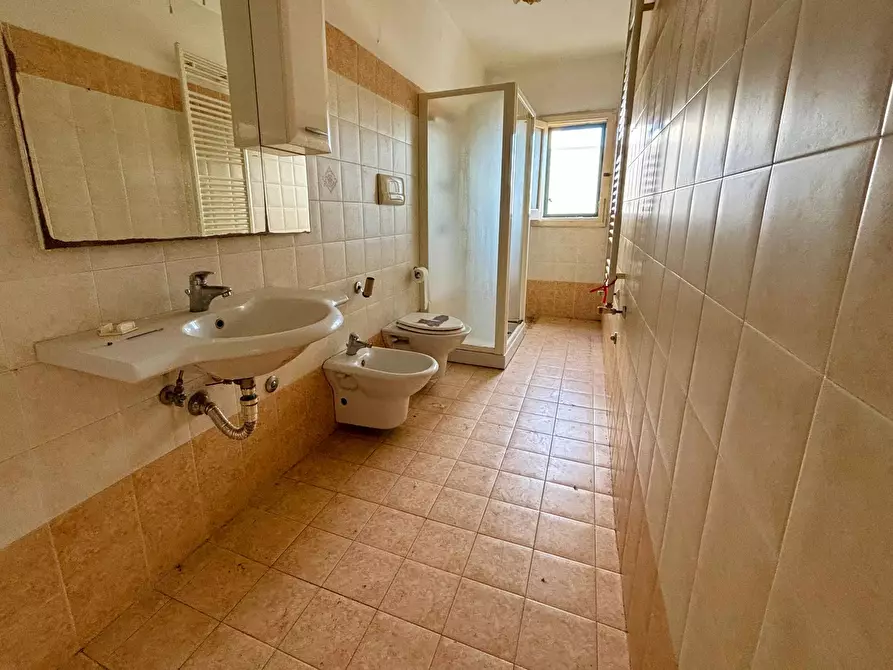 Immagine 6 di Casa indipendente in vendita  in Corso Gramsci a Canosa Di Puglia