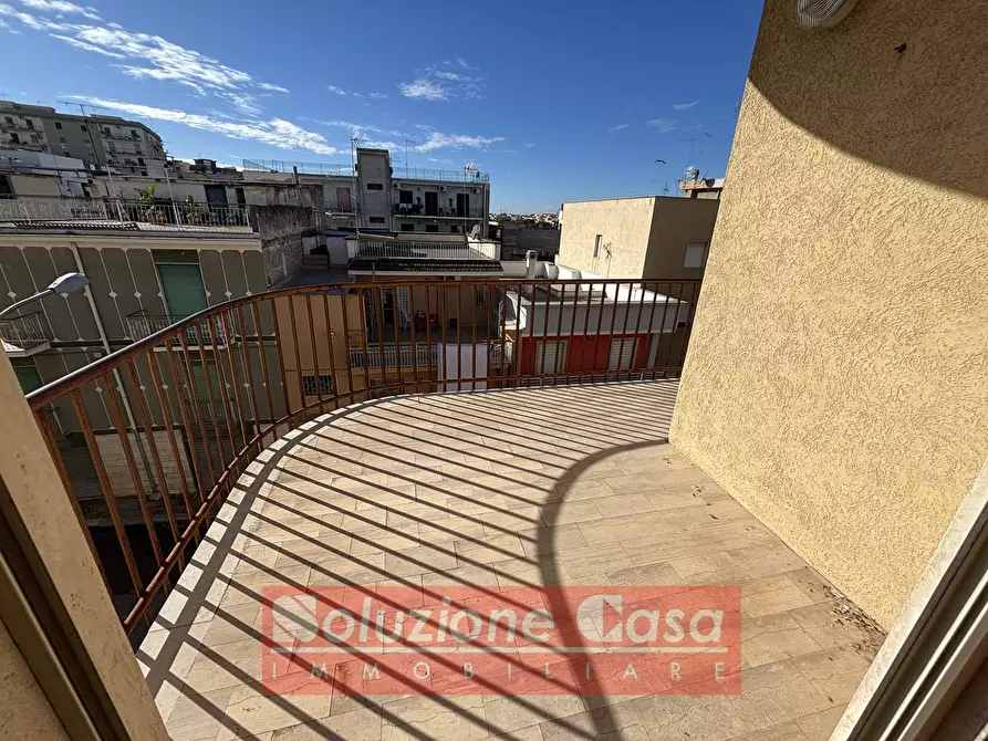 Immagine 5 di Appartamento in vendita  in via On. Matarrese a Canosa Di Puglia