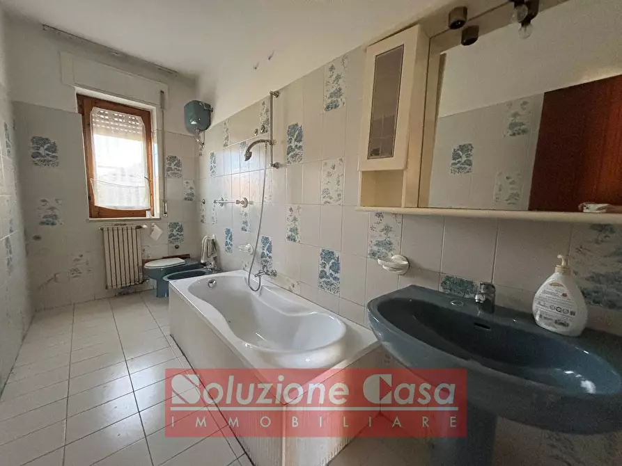 Immagine 7 di Appartamento in vendita  in via On. Matarrese a Canosa Di Puglia