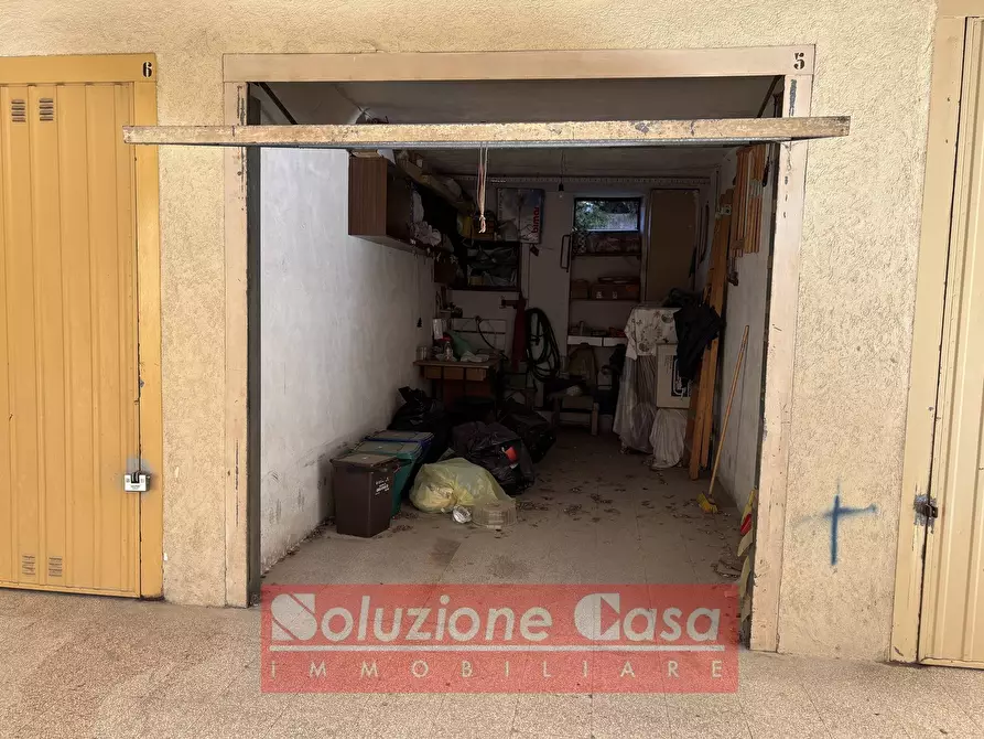 Immagine 13 di Appartamento in vendita  in via On. Matarrese a Canosa Di Puglia