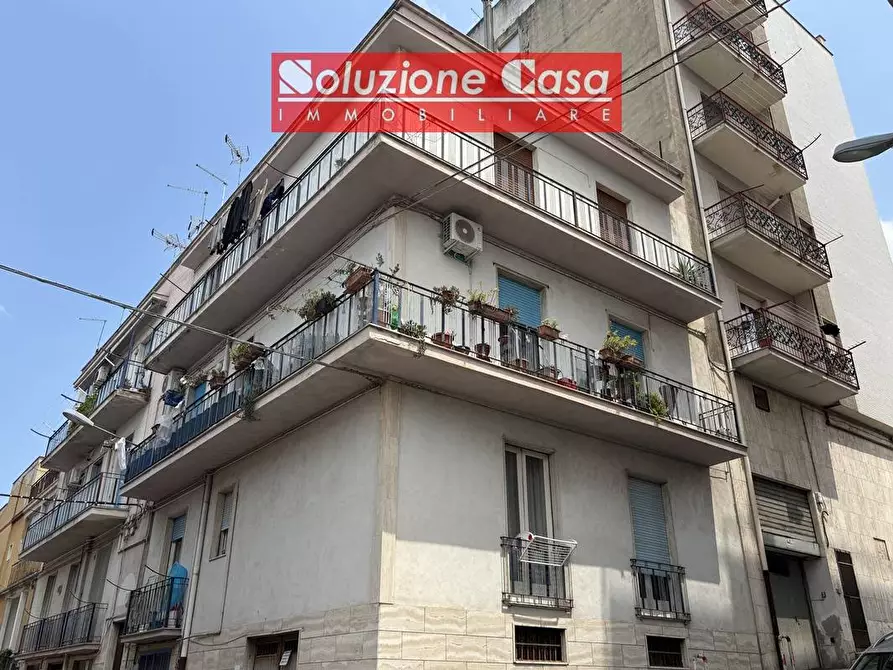 Immagine 5 di Appartamento in vendita  in via Castellammare a Canosa Di Puglia