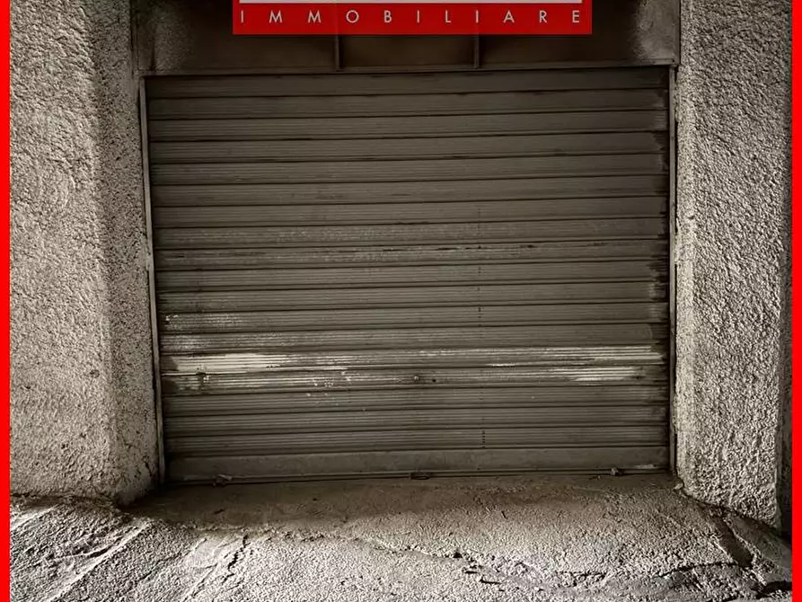 Immagine 10 di Appartamento in vendita  in via Buccari a Canosa Di Puglia