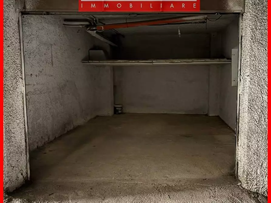 Immagine 11 di Appartamento in vendita  in via Buccari a Canosa Di Puglia