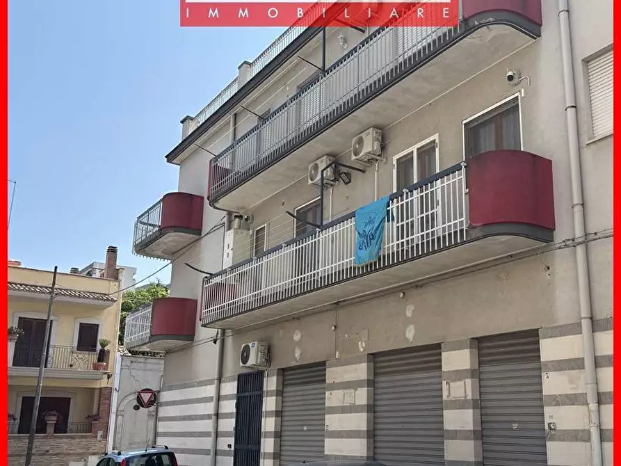 Immagine 12 di Appartamento in vendita  in via Buccari a Canosa Di Puglia