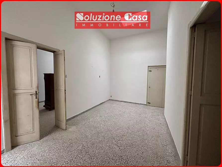 Immagine 2 di Appartamento in vendita  in via Kennedy a Canosa Di Puglia