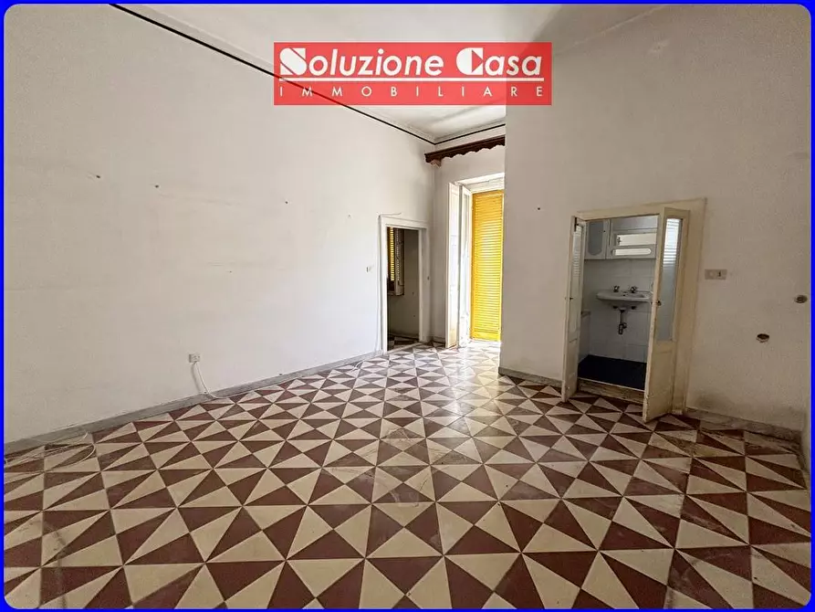 Immagine 3 di Casa indipendente in vendita  in via Orsini a Canosa Di Puglia