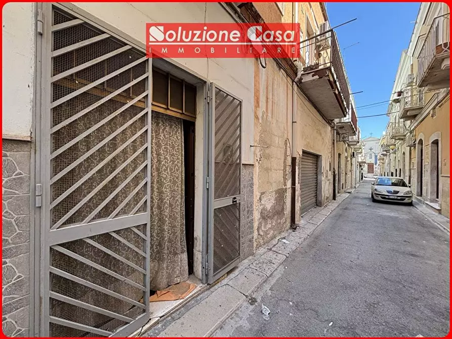 Immagine 3 di Casa indipendente in vendita  in via Ciro Menotti a Canosa Di Puglia