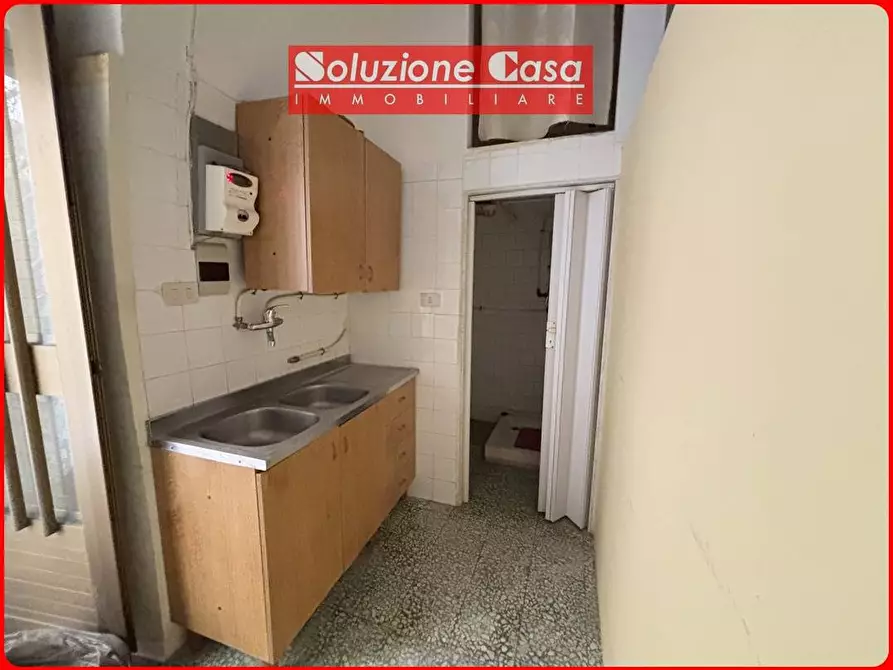 Immagine 5 di Casa indipendente in vendita  in via Ciro Menotti a Canosa Di Puglia