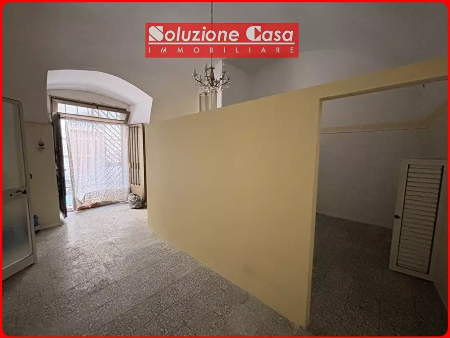 Immagine 6 di Casa indipendente in vendita  in via Ciro Menotti a Canosa Di Puglia