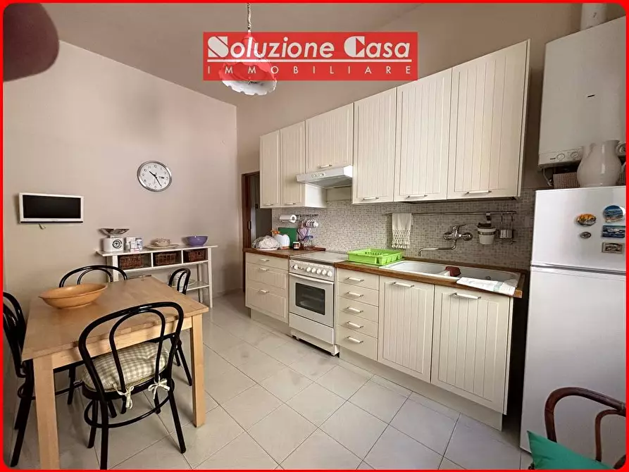 Immagine 4 di Casa indipendente in vendita  in Via BARI 9 a Canosa Di Puglia