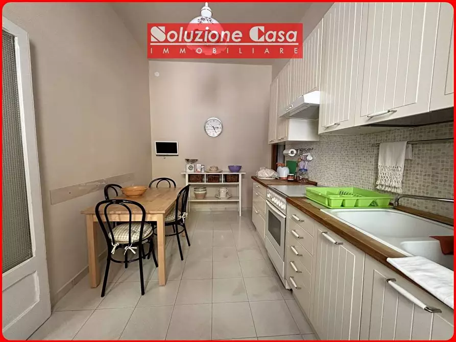 Immagine 3 di Casa indipendente in vendita  in Via BARI 9 a Canosa Di Puglia