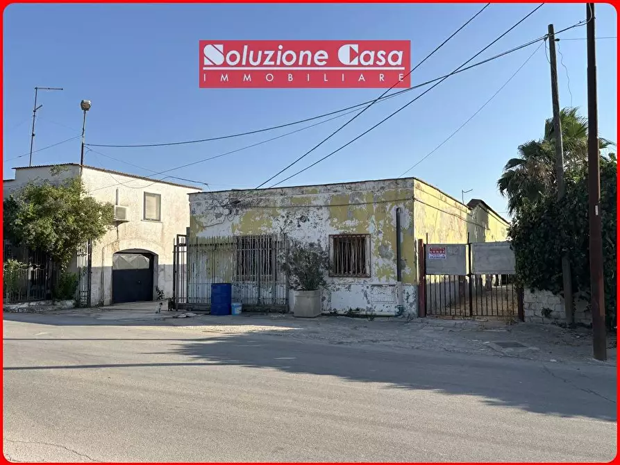 Immagine 2 di Casa indipendente in vendita  in via della murgetta a Canosa Di Puglia