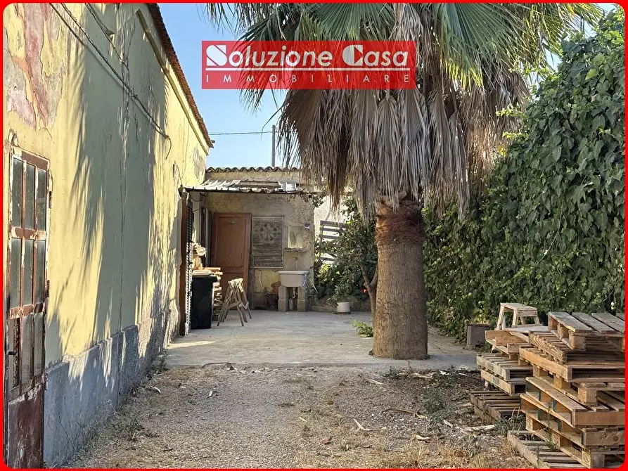 Immagine 3 di Casa indipendente in vendita  in via della murgetta a Canosa Di Puglia