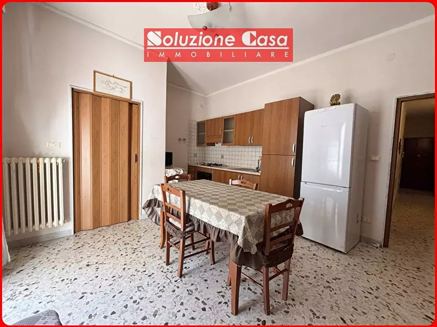 Immagine 3 di Casa semindipendente in vendita  in Via Parini a Canosa Di Puglia