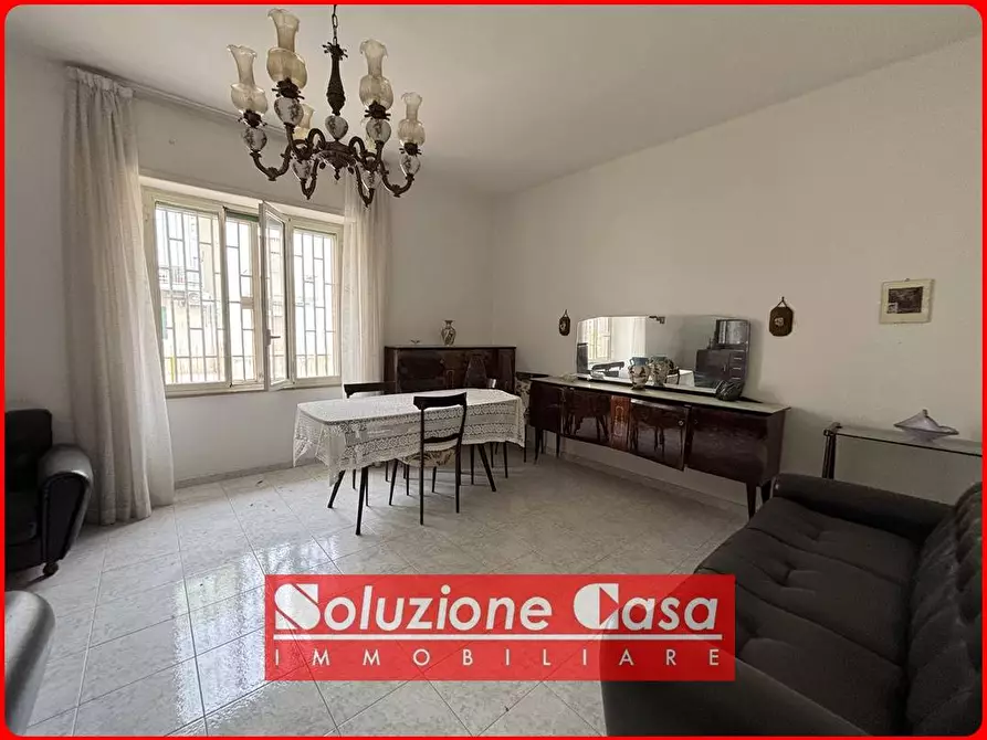 Immagine 2 di Appartamento in vendita  in via Redipuglia a Canosa Di Puglia