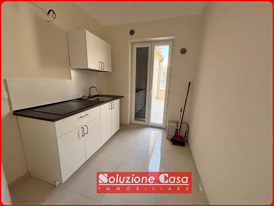 Immagine 9 di Casa indipendente in vendita  in via Kennedy a Canosa Di Puglia