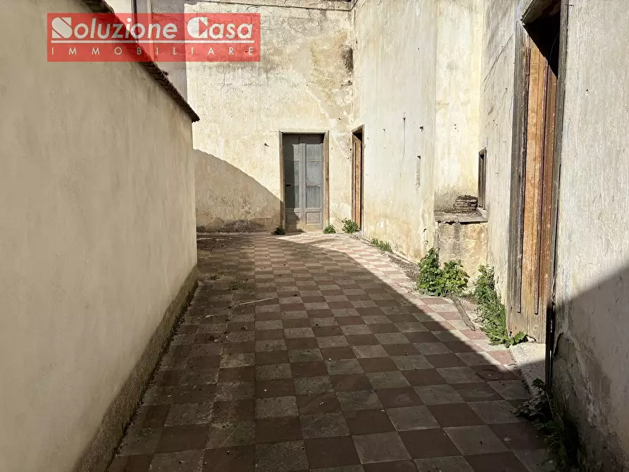 Immagine 10 di Casa indipendente in vendita  in via Mazzini a Canosa Di Puglia