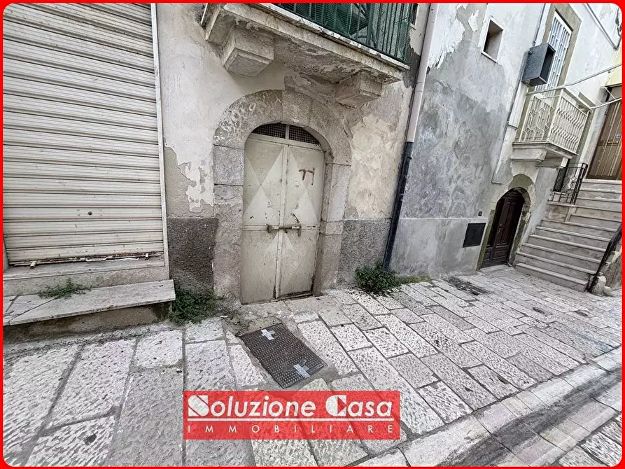 Immagine 8 di Locale commerciale in vendita  in via Sabina a Canosa Di Puglia