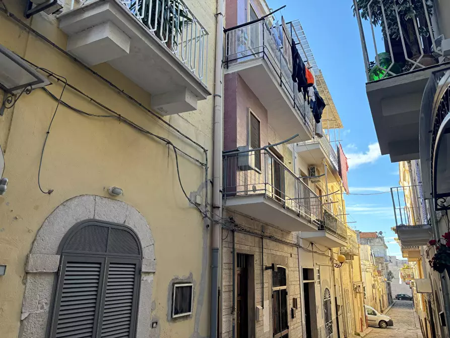 Immagine 2 di Appartamento in vendita  in via Francesco Crispi a Canosa Di Puglia